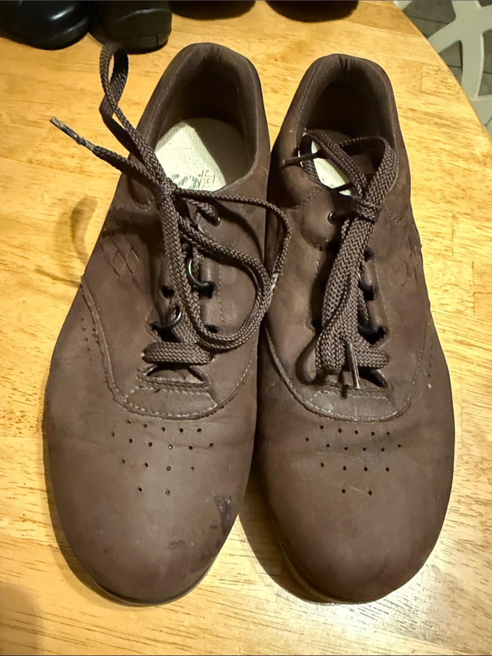 SAS women’s Casual Lace-Up Shoes in Brown